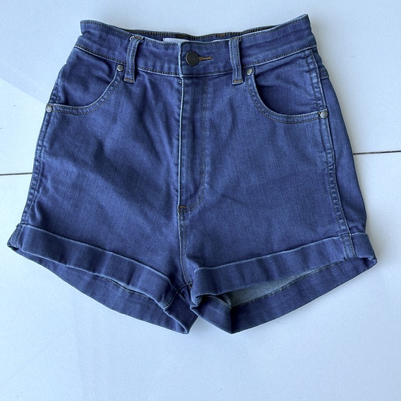 Wrangle denim shorts - Picture 2 of 5